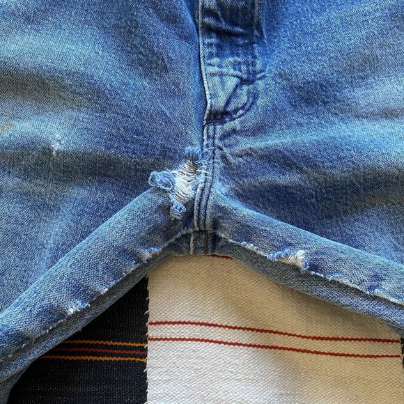Vintage Wrangler Distressed 100% Cotton Jeans. USA. 31/34. Workwear. Western. - Picture 7 of 15
